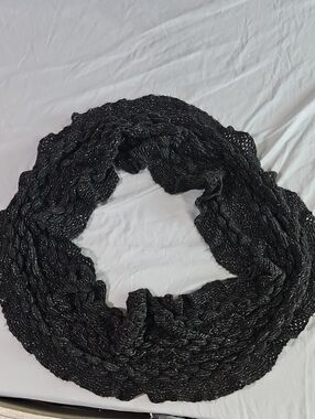 Claire's Black Sparkle Infinity Scarf